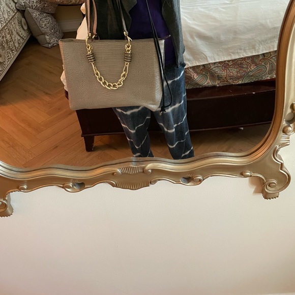 Henri Bendel leather bag - Picture 3 of 5